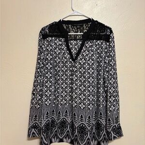Zac & Rachel Black and White Geometric Blouse